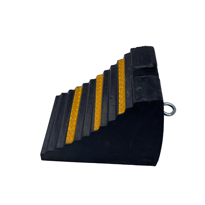 Klin pod koło PS014